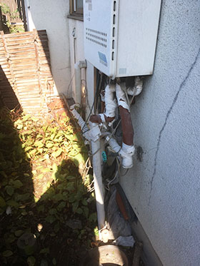 ガス給湯器工事 施工後1