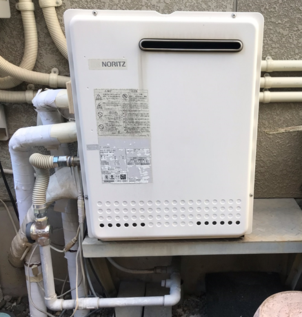 給湯器取替工事 施工前1