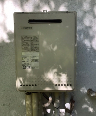 灯油タンク交換工事 施工前1
