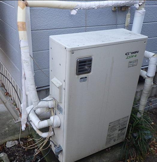 給湯器交換工事 施工前1